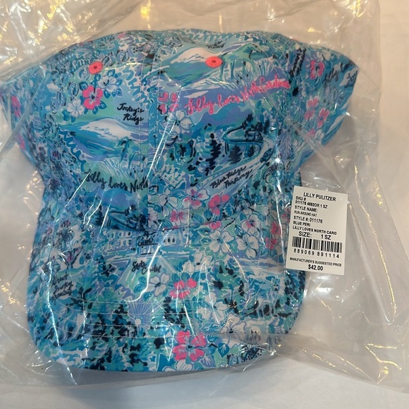 NWT Blue Peri Lilly Loves North Carolina Run Around Hat - Picture 7 of 7